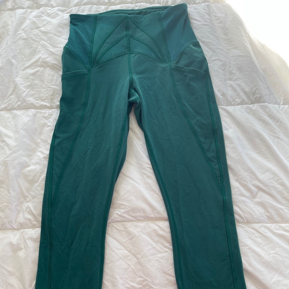 Lululemon Exquisite - 3/4 Length Leggings